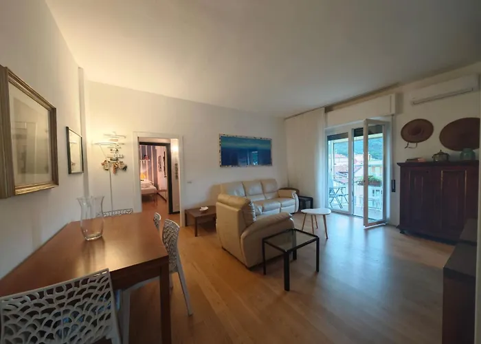 Appartement Hostdomus - Miro Finale Ligure