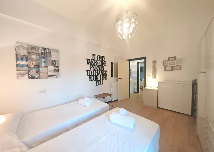 Appartement Hostdomus - Miro Finale Ligure