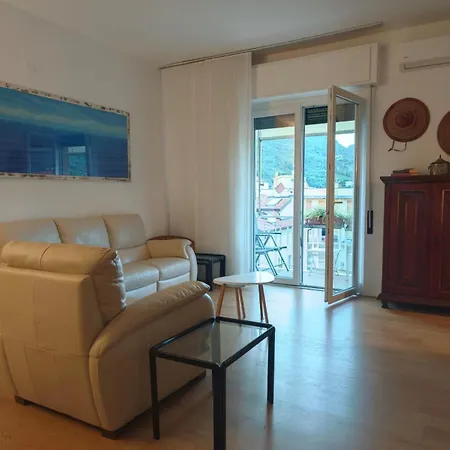 Hostdomus - Miro Apartment *