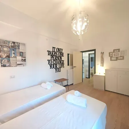 Appartement Hostdomus - Miro Finale Ligure